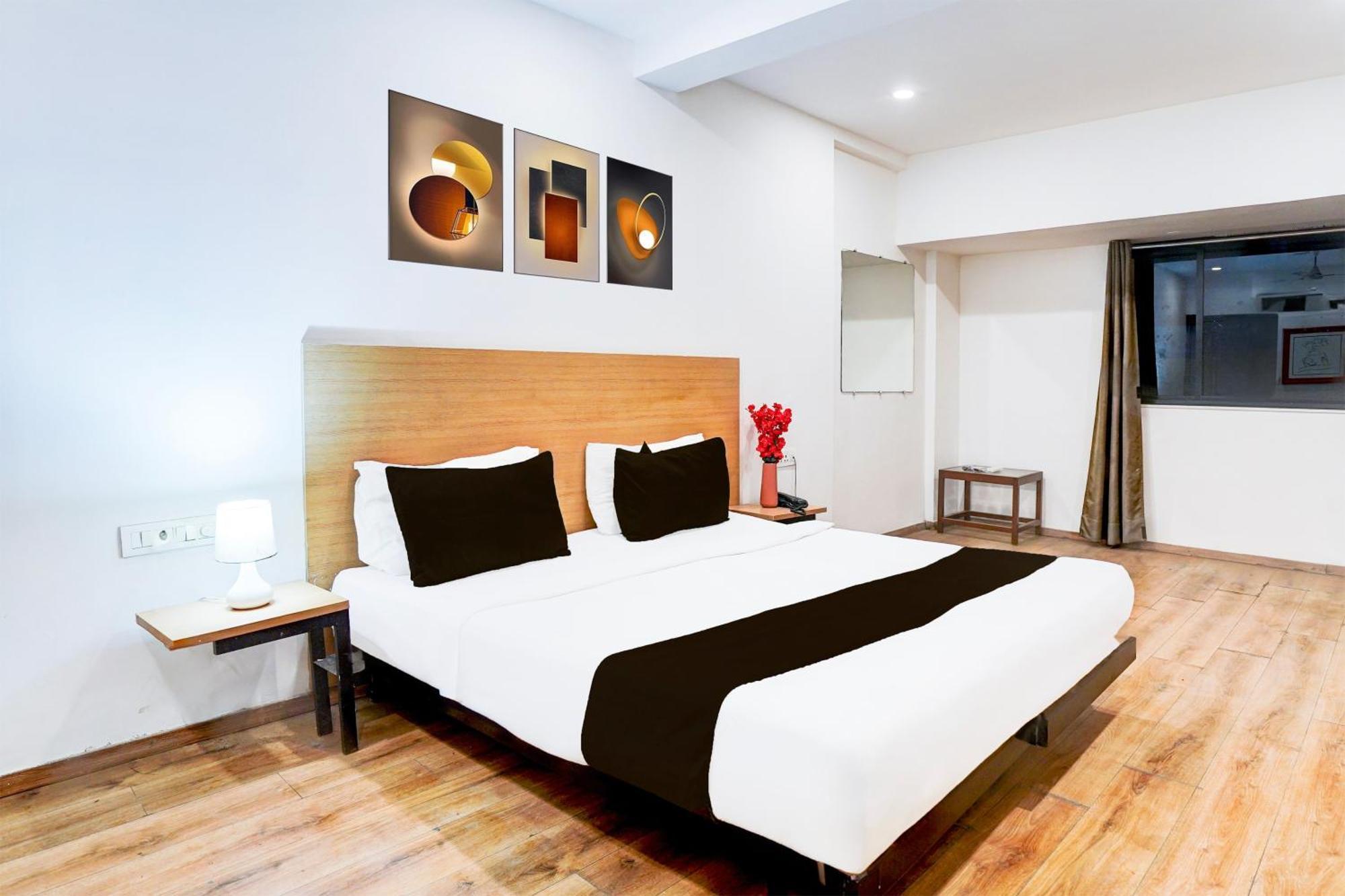 Super Townhouse Nagpur Railway Station Hotel Ngoại thất bức ảnh